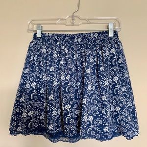 Blue floral skater skirt 💐